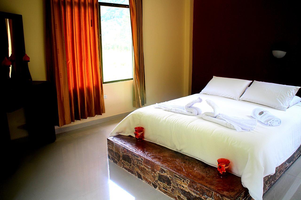 Santval Lodge Bucay Extérieur photo